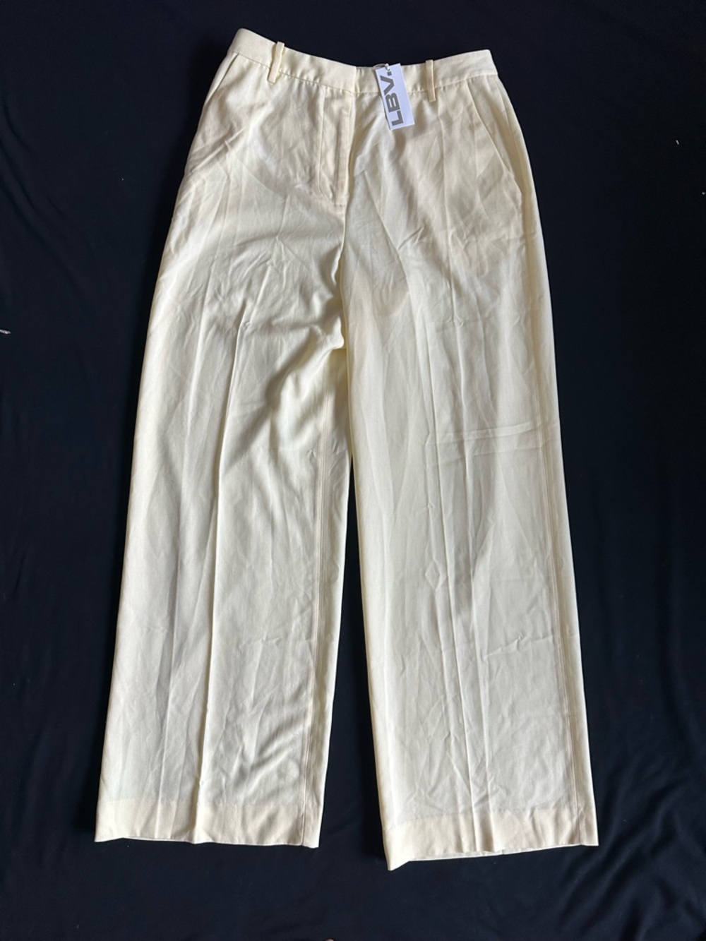 Wide-Leg pants in buttery yellow Trousers with pockets size 10